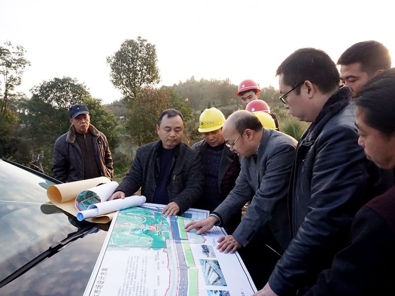 李云春局長調(diào)研植物園二期建設情況